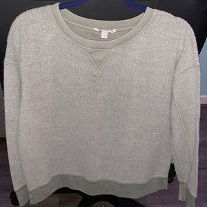 American eagle long sleeved shirt